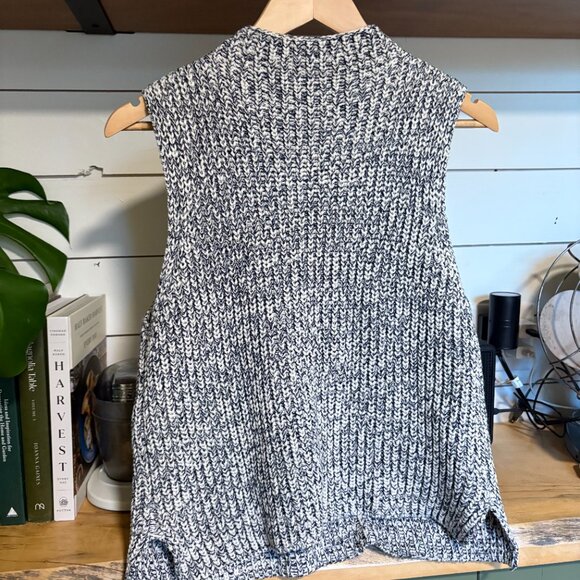Madewell Knit Sweater Vest | Size Medium | Navy & White - Picture 3 of 3